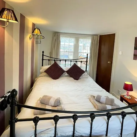 Tatil Evi Number 5 *